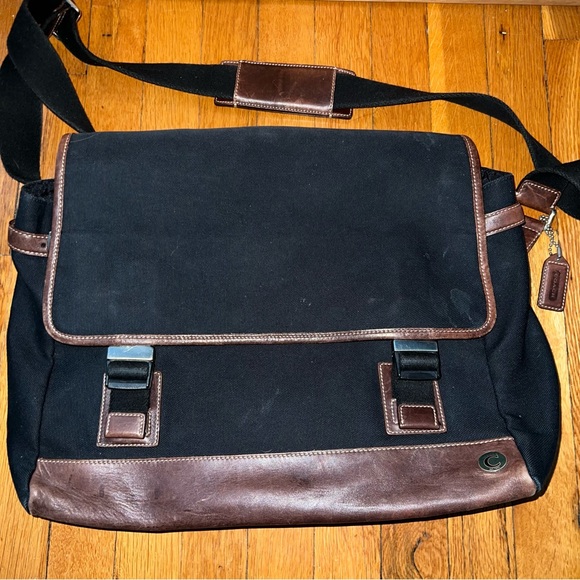Coach black canvas brown leather messenger, silver hardware. Excellent condition - Picture 1 of 10